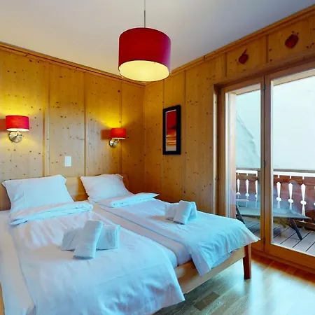 Hauts De Sauna&view Apartment *