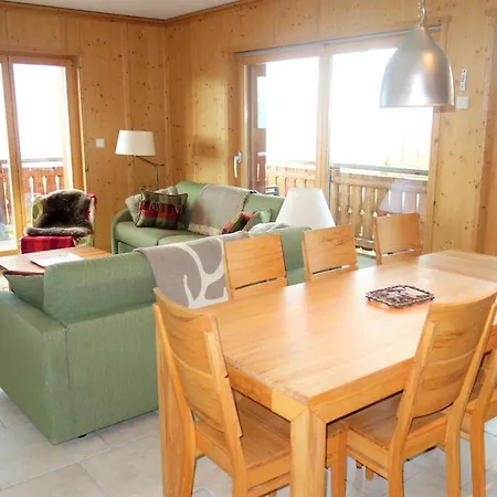 Hauts De Sauna&view Apartment *